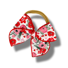 Load image into Gallery viewer, Valentine&#39;s Bouquet